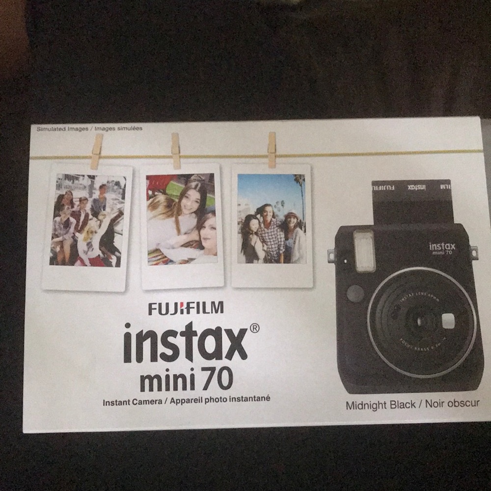 Fujifilm Instax mini70 with bonus starter film pk